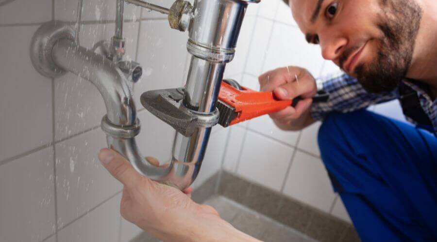 Professional clogged toilet repair services in Lathrop, MO